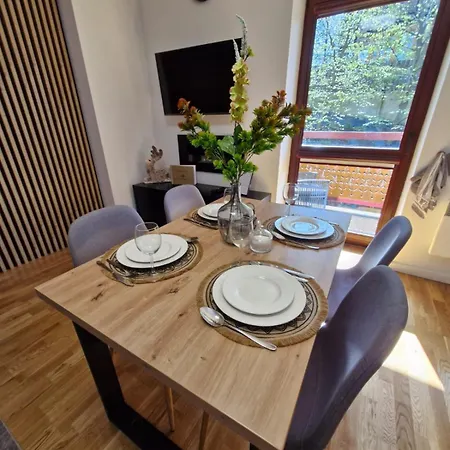 Pod Brzyzkiem & * 자코파네